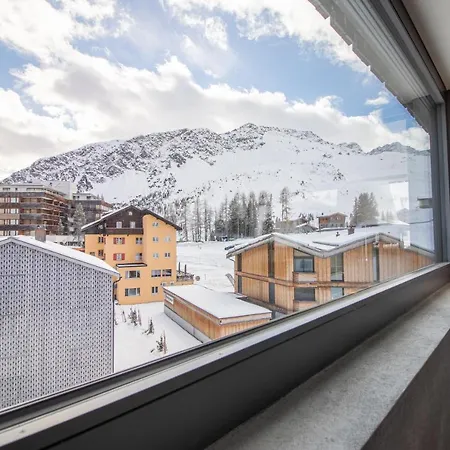 Alpin Panorama Suite By Arosa Stay Appartamento *