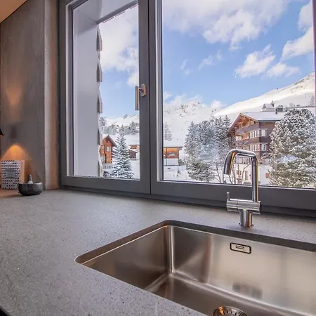 Alpin Panorama - Direkt An Der Bergbahn - By Ароза