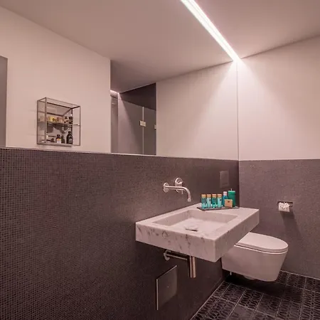 Alpin Panorama - Direkt An Der Bergbahn - By 公寓